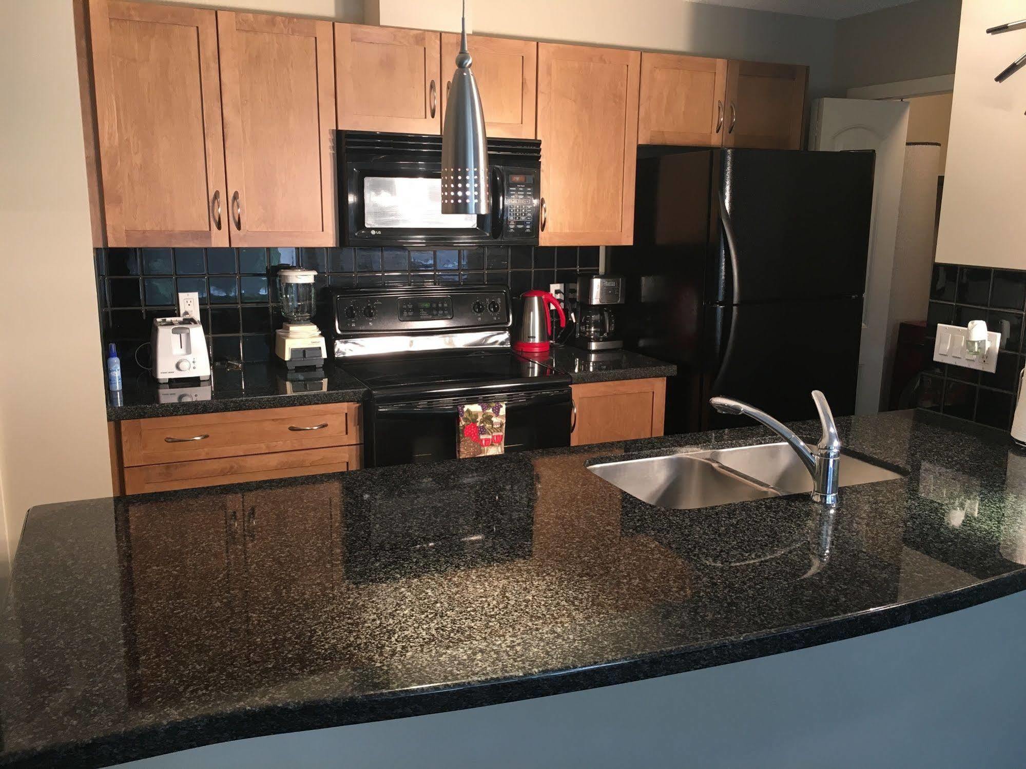 Olympic Suites YYC Kültér fotó