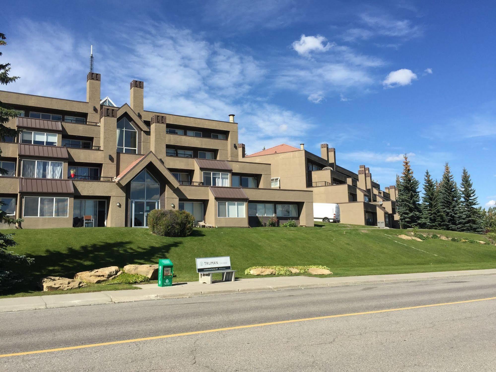 Olympic Suites YYC Kültér fotó